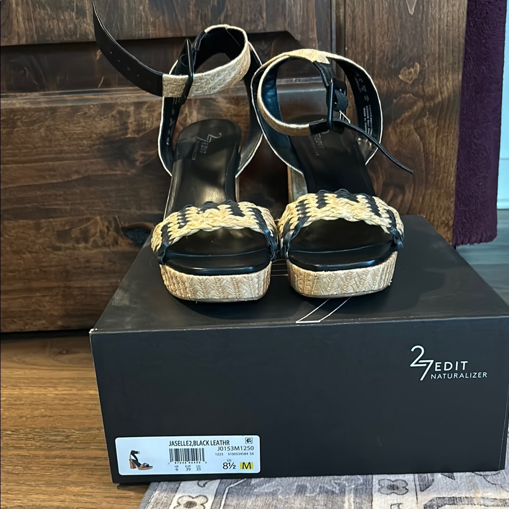 Naturalizer Women's Black Leather Sandals